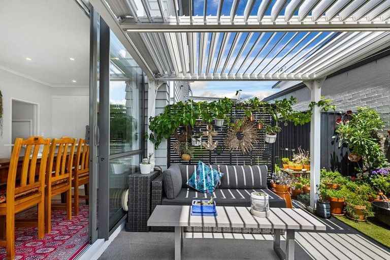 Photo of property in 30 Grey Warbler Road, Hobsonville, Auckland, 0616