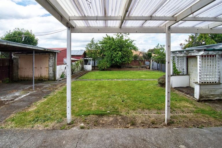 Photo of property in 50 Lincoln Road, Masterton, 5810