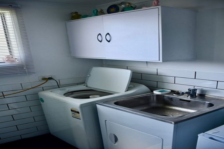 Photo of property in 10 Hunter Street, Karamea, 7893