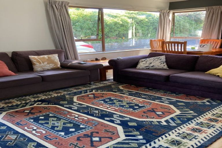 Photo of property in 1/44 Megan Avenue, Pakuranga Heights, Auckland, 2010