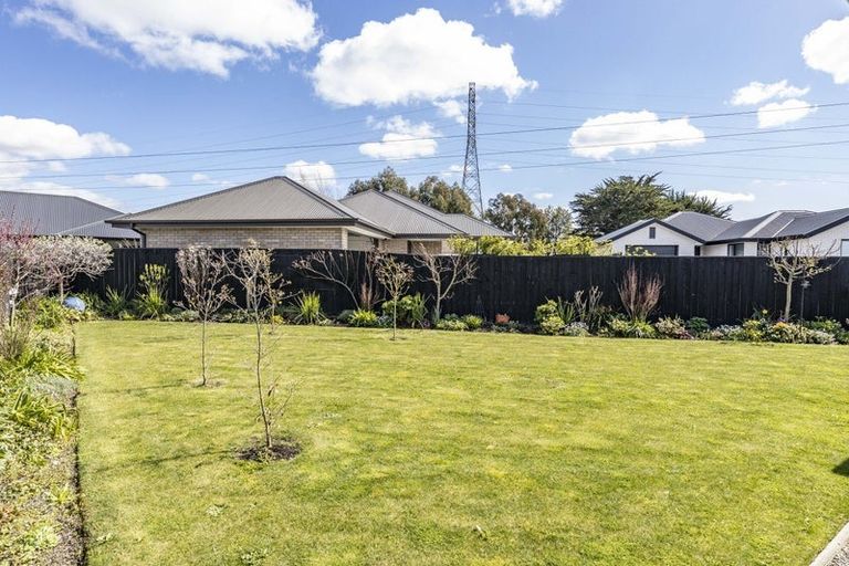 Photo of property in 1 Stratford (pvt) Way, Rangiora, 7400