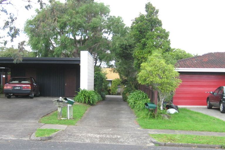 Photo of property in 1/16 Priestley Drive, Bucklands Beach, Auckland, 2014