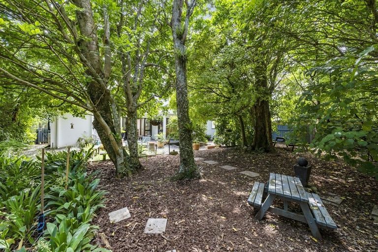 Photo of property in 56 Kapanui Road, Waikanae, 5036