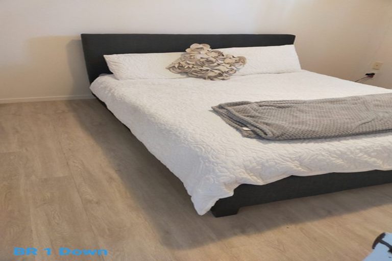 Photo of property in 31 Pooks Road, Ranui, Auckland, 0612