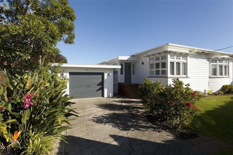 Photo of property in 5 King Street, Northcote Point, Auckland, 0627