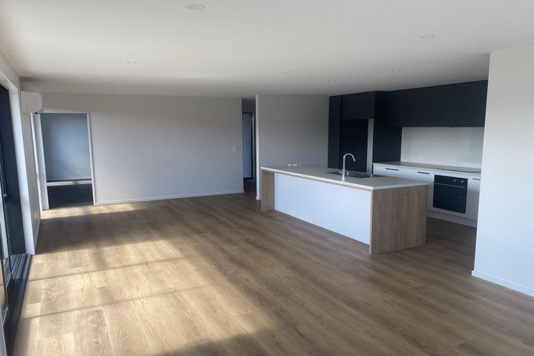 Photo of property in 19 Gemstone Place, Rolleston, 7615