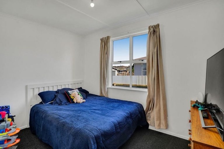 Photo of property in 60 Kapuni Street, Manaia, 4612