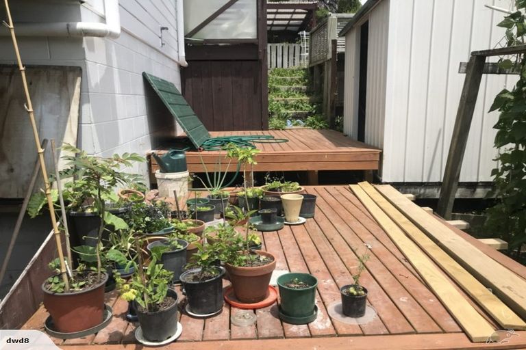 Photo of property in 5/11 Hall Road, Glenfield, Auckland, 0629