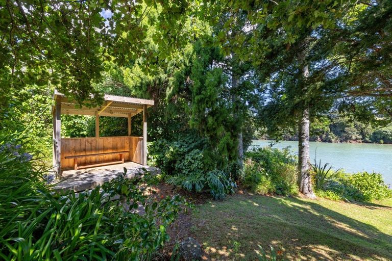 Photo of property in 25 Smith Street, Raglan, 3225