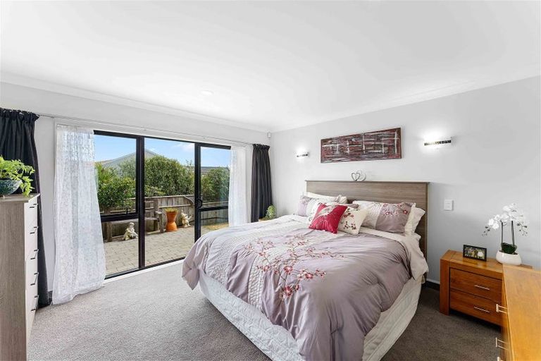 Photo of property in 15 Rifleman Lane, Paraparaumu Beach, Paraparaumu, 5032