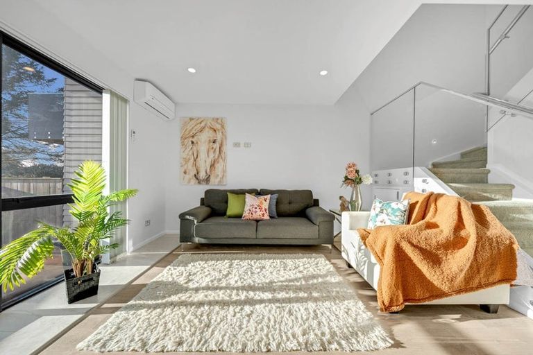 Photo of property in 9b Pah Road, Papatoetoe, Auckland, 2025