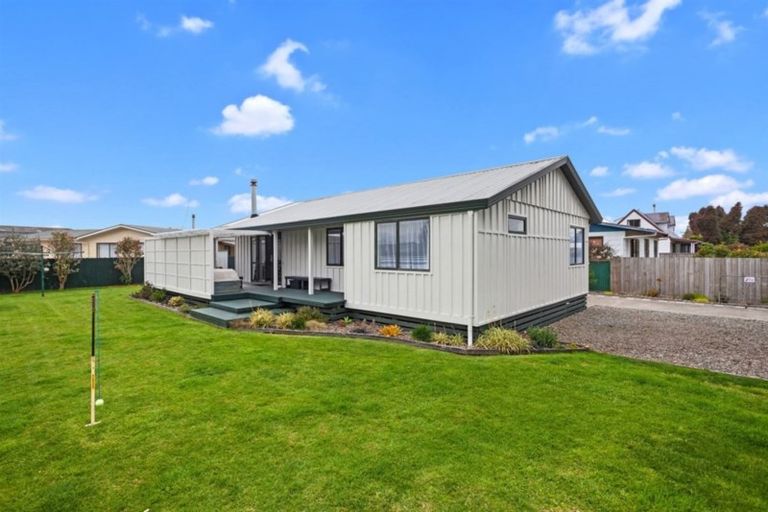 Photo of property in 29 Totara Street, Edgecumbe, 3120
