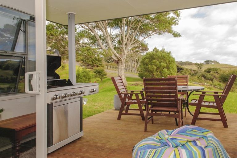 Photo of property in 44 Gray Avenue, Kuaotunu West, Whitianga, 3592