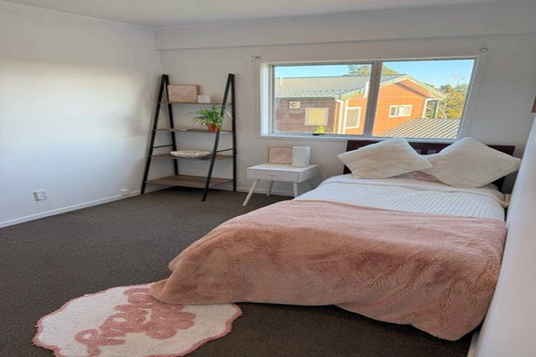 Photo of property in 1/105 Manuka Road, Bayview, Auckland, 0629