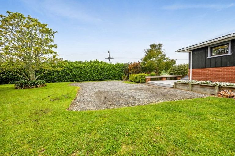 Photo of property in 8 Clearview Road, Lepperton, New Plymouth, 4373