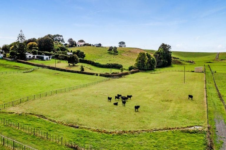 Photo of property in Moir Street, Eltham, 4322