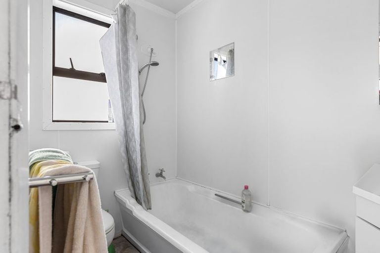 Photo of property in 23 Hansons Lane, Upper Riccarton, Christchurch, 8041