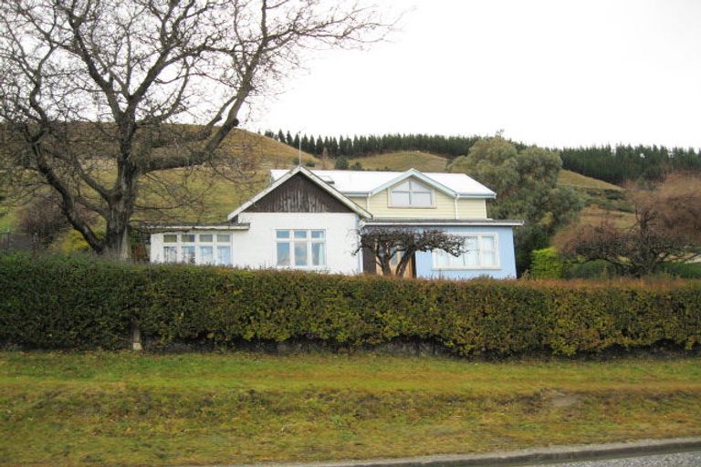 Photo of property in 28 Hazlett Street, Clyde, 9330