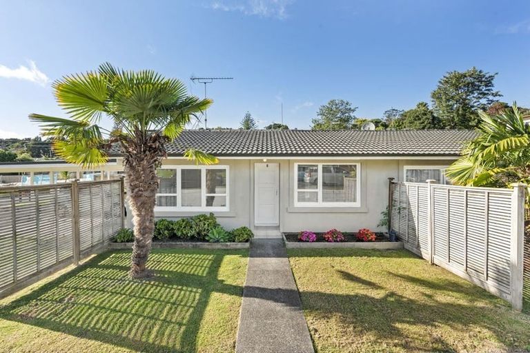 Photo of property in 1/10 Agincourt Street, Glenfield, Auckland, 0629
