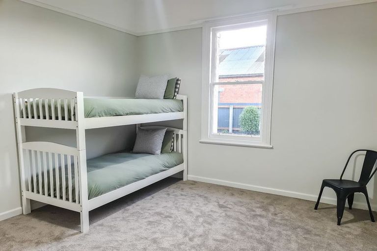 Photo of property in 100 High Street, Waimate, 7924