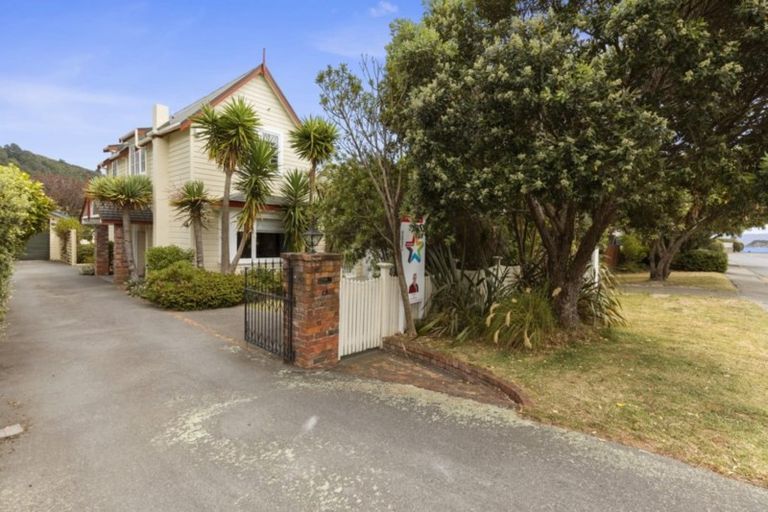Photo of property in 13 Miro Street, Eastbourne, Lower Hutt, 5013