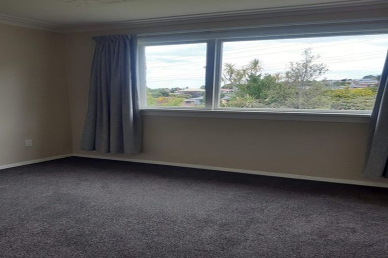 Photo of property in 8 Honeystone Street, Helensburgh, Dunedin, 9010