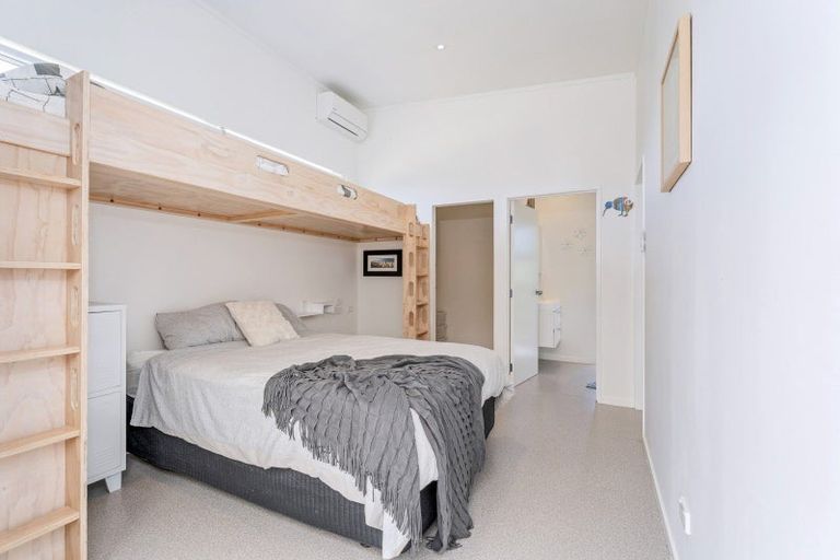 Photo of property in 134 Harbour Drive, Matarangi, Whitianga, 3592