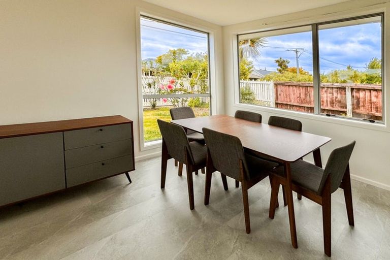 Photo of property in 5 Oldwood Street, Bishopdale, Christchurch, 8053