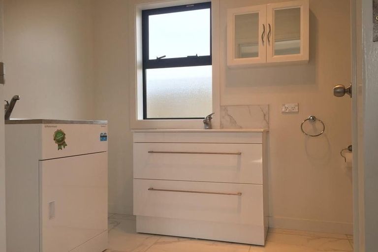 Photo of property in 14 Tanner Street, Woolston, Christchurch, 8023