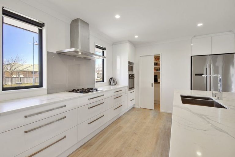 Photo of property in 1 Rapaki Street, Pegasus, 7612