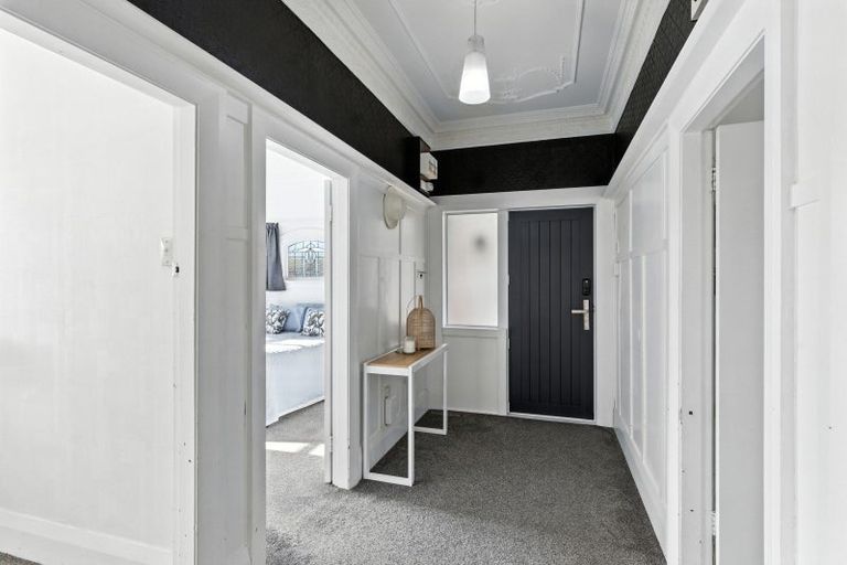 Photo of property in 253 Macandrew Road, Forbury, Dunedin, 9012