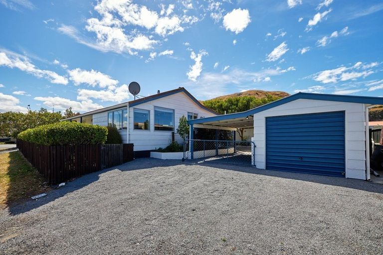 Photo of property in 144 South Bay Parade, South Bay, Kaikoura, 7300