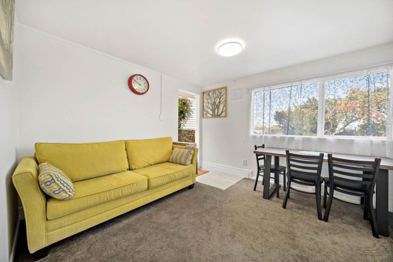 Photo of property in 24 Tawa Road, Onehunga, Auckland, 1061