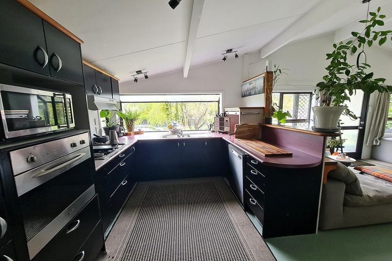 Photo of property in 2 Epping Place, Richmond Heights, Taupo, 3330