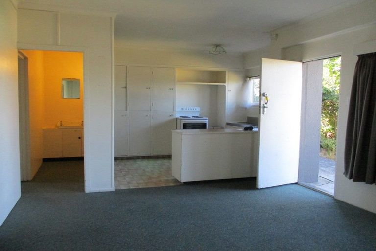 Photo of property in 2 Rita Street, Mount Maunganui, 3116