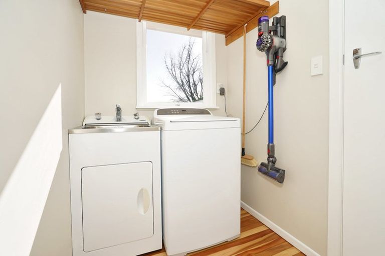 Photo of property in 33 Beech Crescent, Hillcrest, Hamilton, 3216