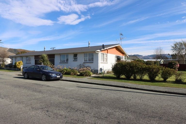 Photo of property in 14 Opie Street, Waimate, 7924