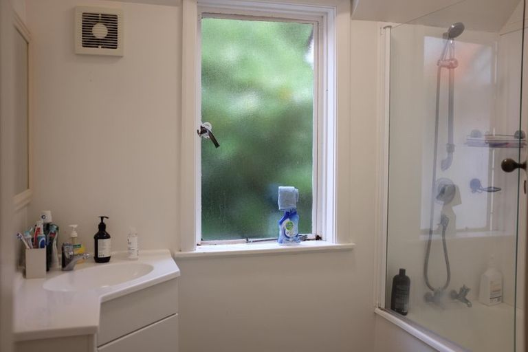 Photo of property in 5 Kinross Street, Kelburn, Wellington, 6012