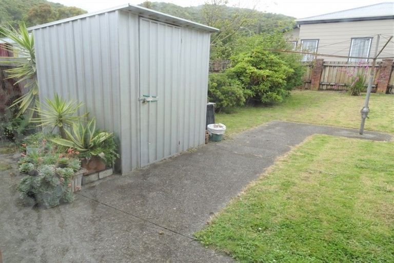 Photo of property in 38 Murray Street, Greymouth, 7805