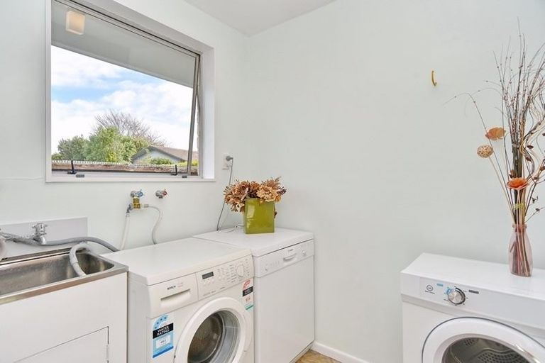 Photo of property in 3/90 Springs Road, Hornby, Christchurch, 8042