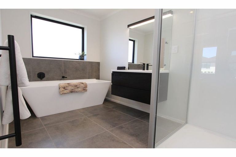 Photo of property in 30 Catalina Crescent, Burleigh, Blenheim, 7201