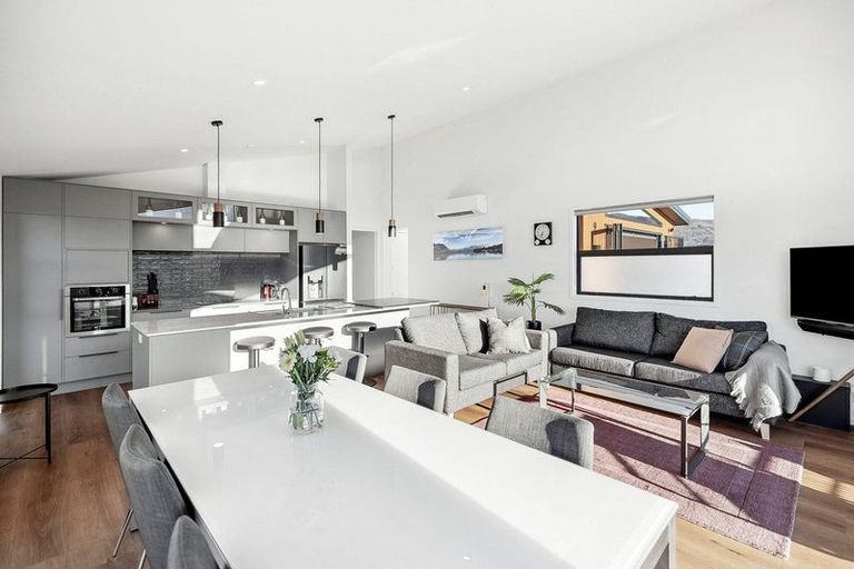 Photo of property in 9 Mcneil Crescent, Wanaka, 9305