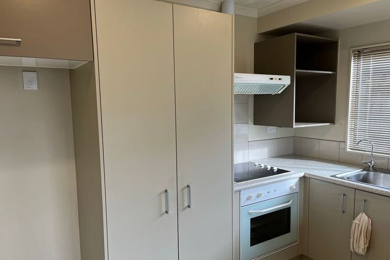 Photo of property in 8 Orbit Place, Flat Bush, Auckland, 2019