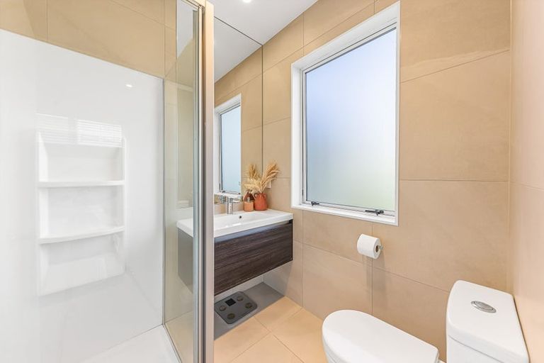 Photo of property in 27 Whenuapai Drive, Whenuapai, Auckland, 0618