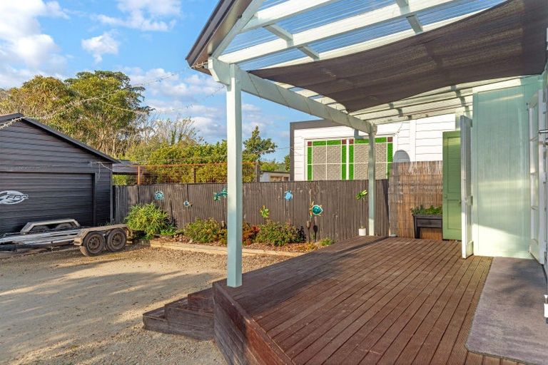 Photo of property in 16 Rutene Road, Kaiti, Gisborne, 4010