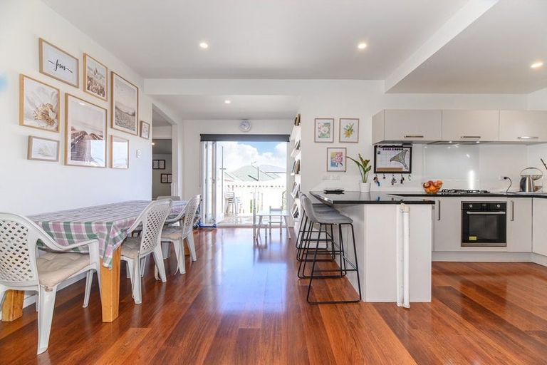 Photo of property in 2/117 Great South Road, Manurewa, Auckland, 2102