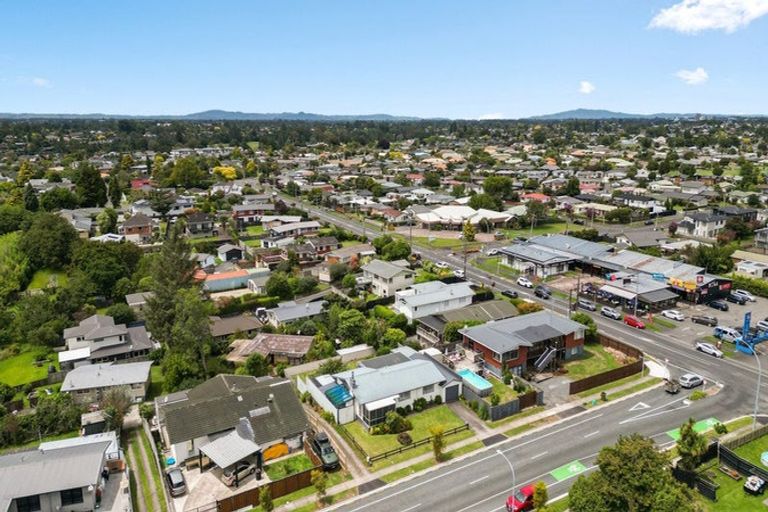 Photo of property in 4 Totara Drive, St Andrews, Hamilton, 3200