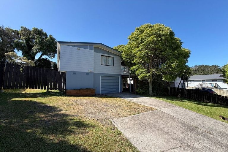 Photo of property in 5 Kearney Place, Massey, Auckland, 0614