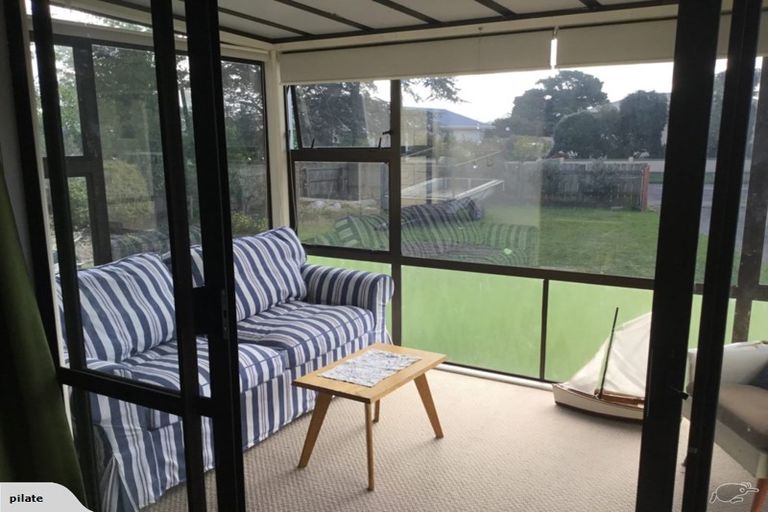 Photo of property in 83 Clyde Crescent, Roslyn, Palmerston North, 4414