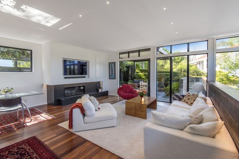 Photo of property in 12b Beaconsfield Street, Devonport, Auckland, 0624